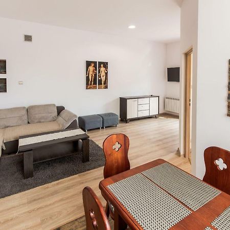 Apartamenty Eden Ustrzyki Dolne Exterior foto